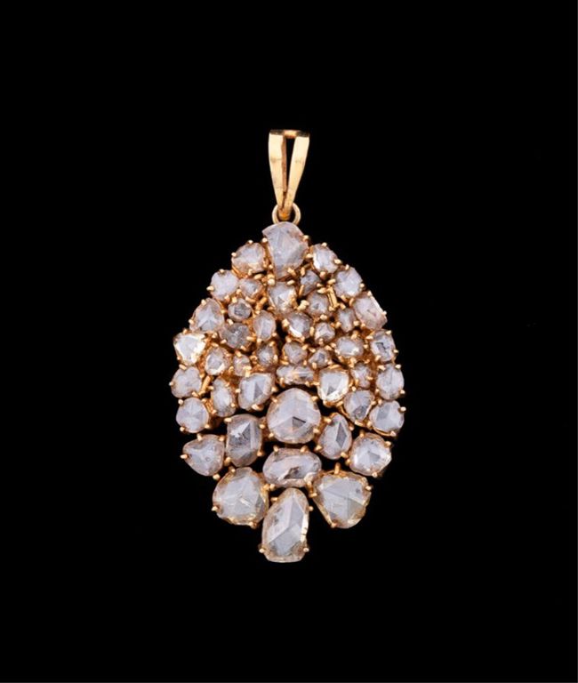 14k Yellow Gold Diamond Leaf Pendant