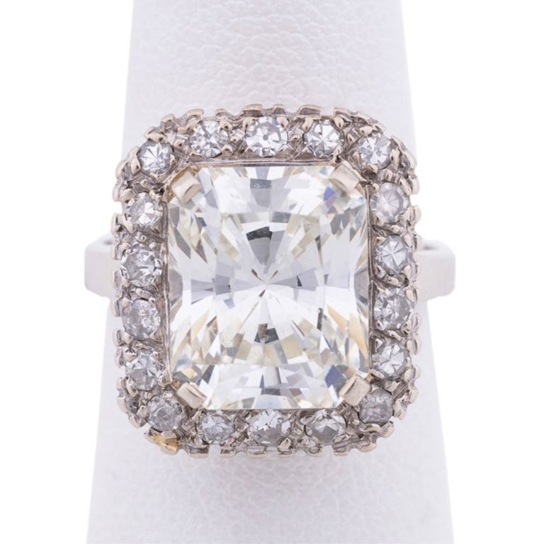 14k White Gold Cubic Zirconia and Diamond Ring