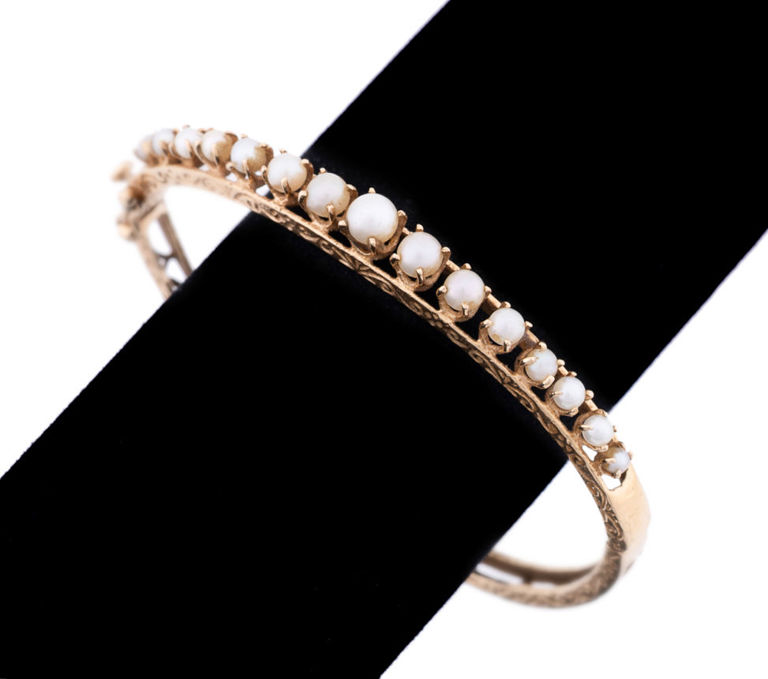 14k Yellow Gold Pearl Bangle Bracelet