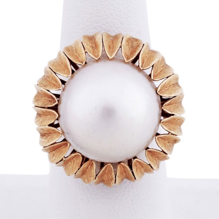 18k Yellow Gold Pearl Ring