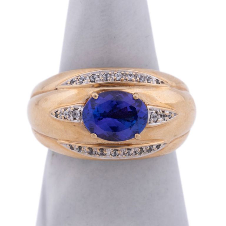 10k Yellow Gold Tanzanite and Topaz Ring
