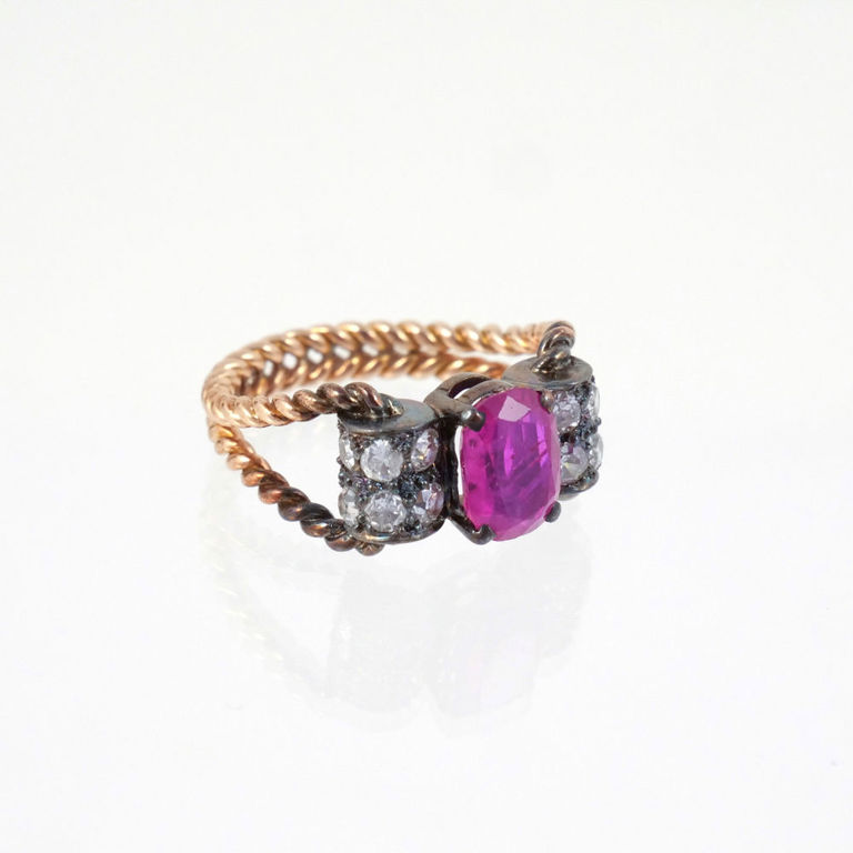 14k Gold Diamond and Ruby Ring