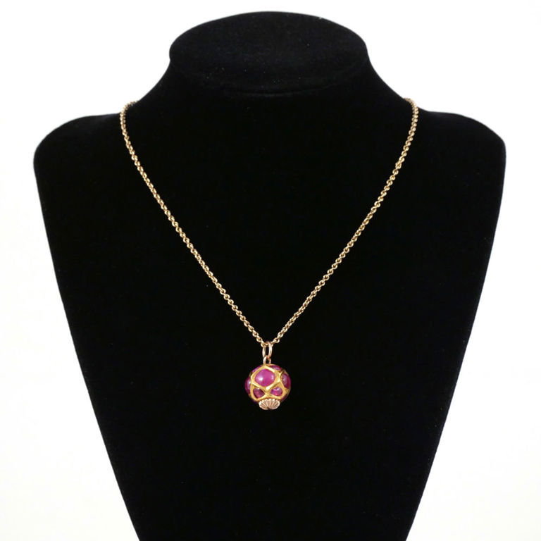 14k Gold Red Stone Pendant Necklace