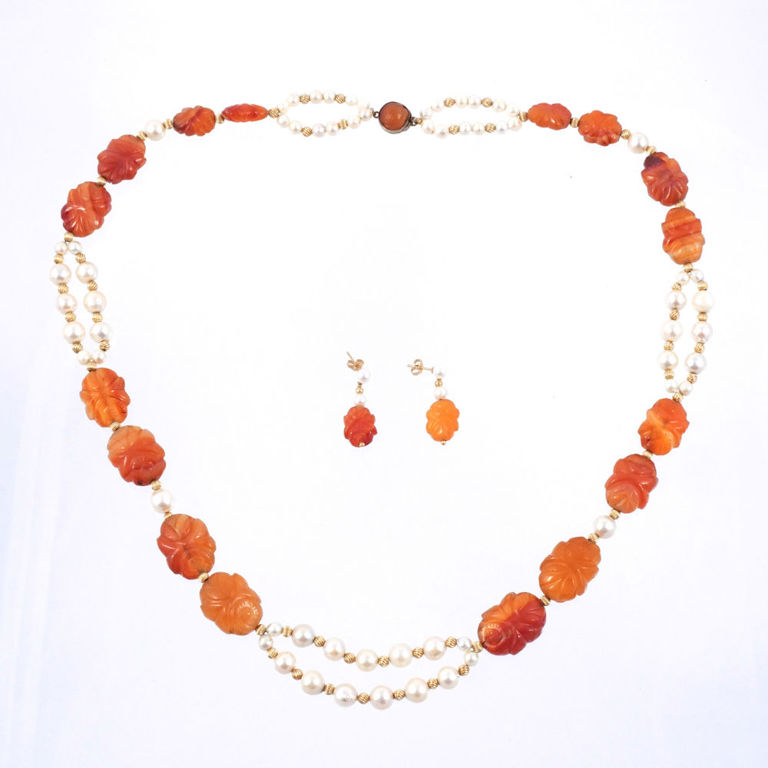 Gold Carnelian and Pearl Set