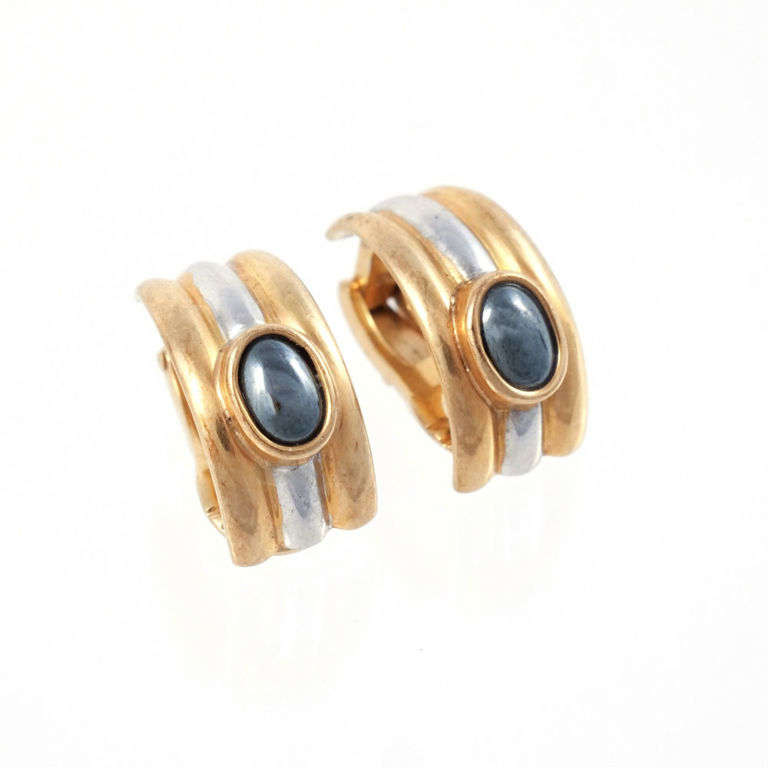 Pair of 18k Gold Earrings