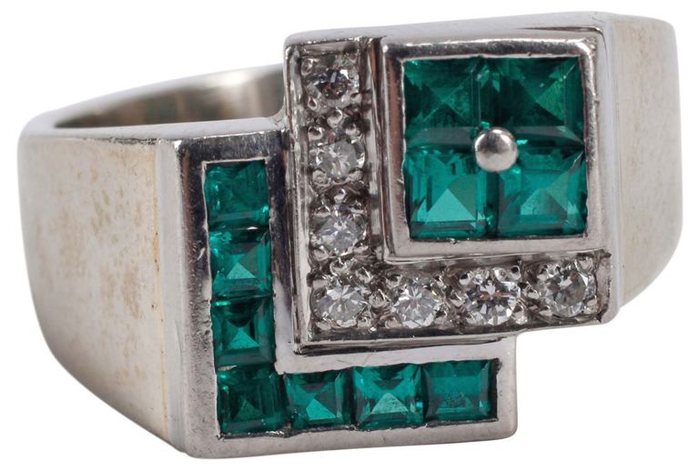 14k Gold Emerald and Diamond Ring