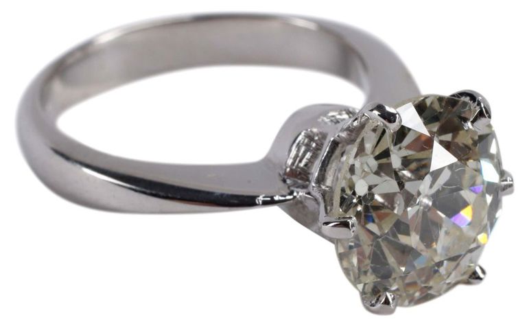 14k Gold Diamond Ring