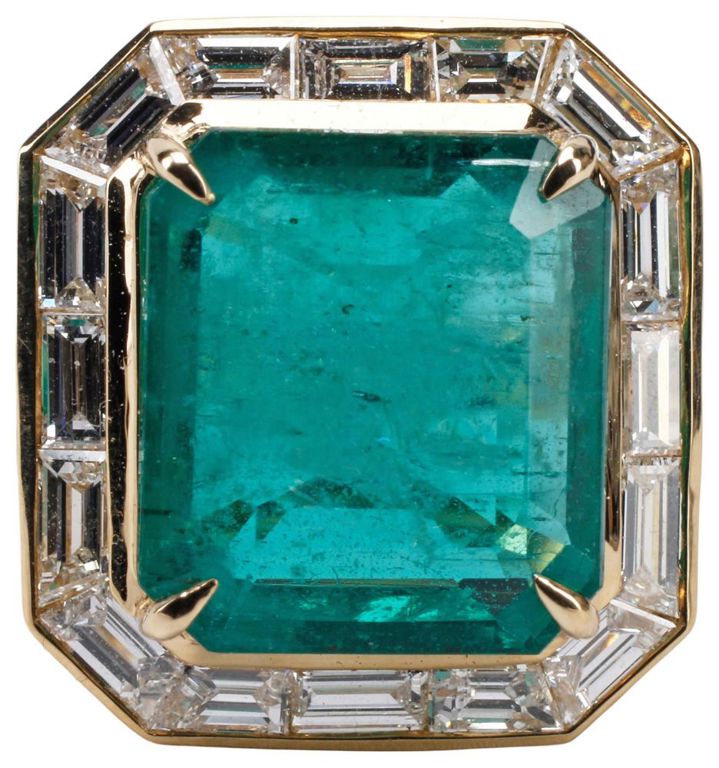 18k Gold Emerald and Diamond Ring