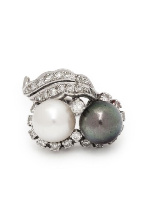 14k White Gold Pearl and Diamond Ring