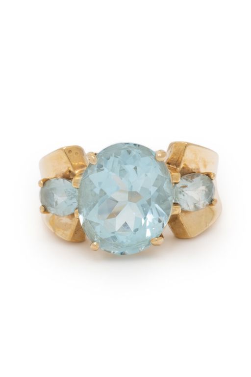14k Yellow Gold Aquamarine Ring