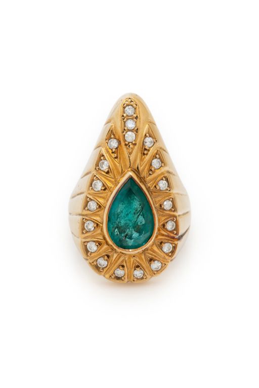 18k Yellow Gold Emerald and Diamond Ring