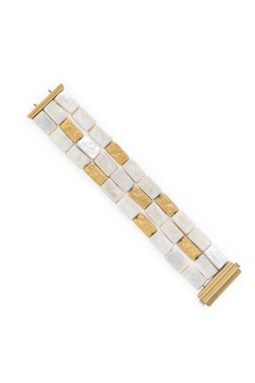 18k Yellow Gold Pearl Bracelet