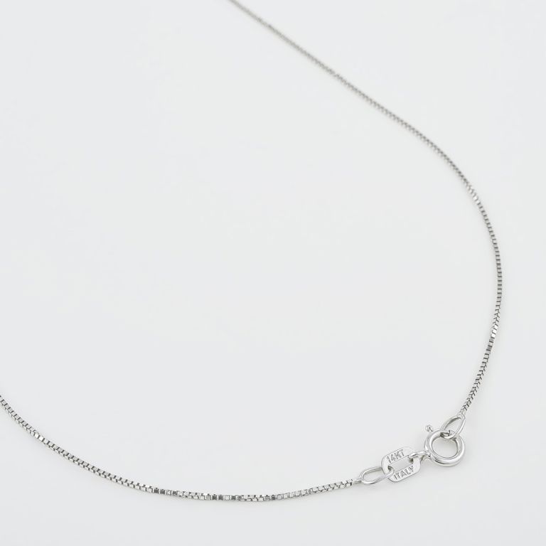 Platinum Diamond Pendant Necklace
