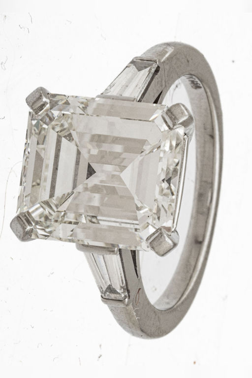 Platinum Diamond Ring