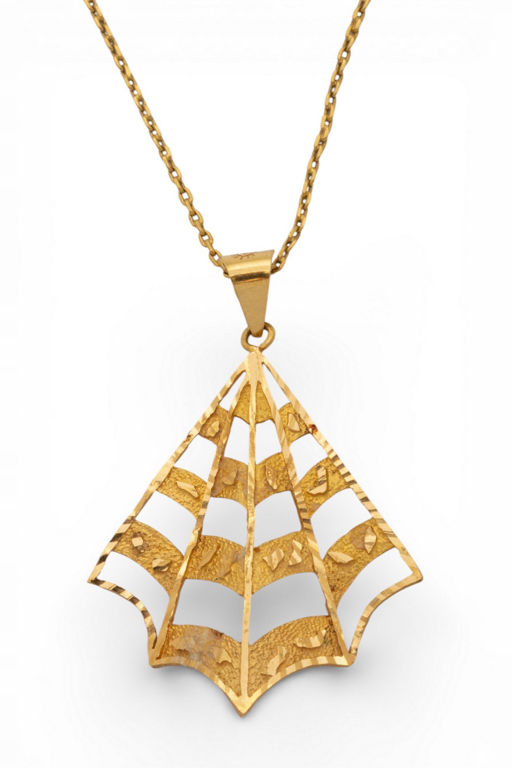 18k Gold Pendant Necklace