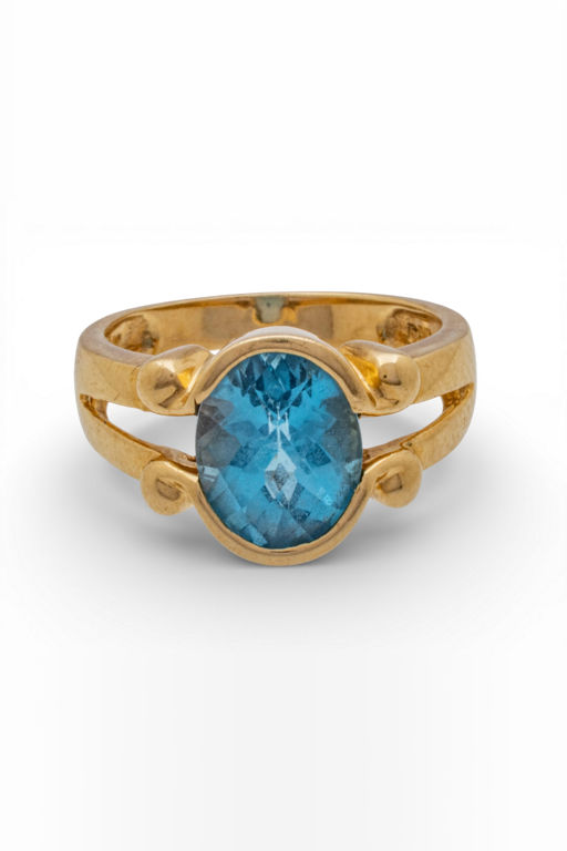 14k Yellow Gold Topaz Ring