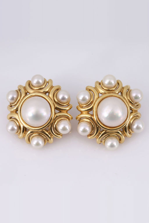Pair of 18k Gold Pearl Earrings