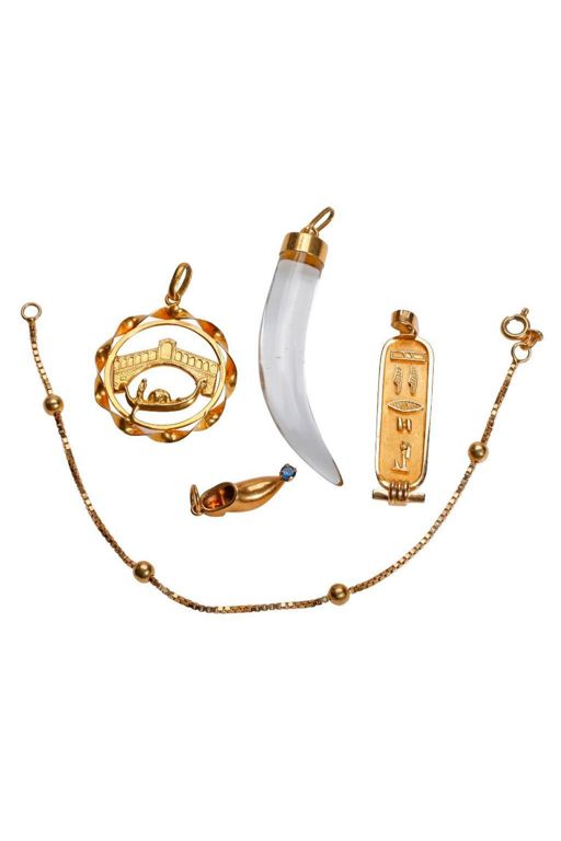 18k Gold Rock Crystal Jewelry Set
