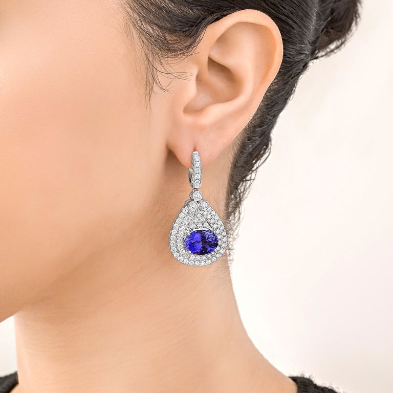 18k Gold Tanzanite and Diamond Earrings