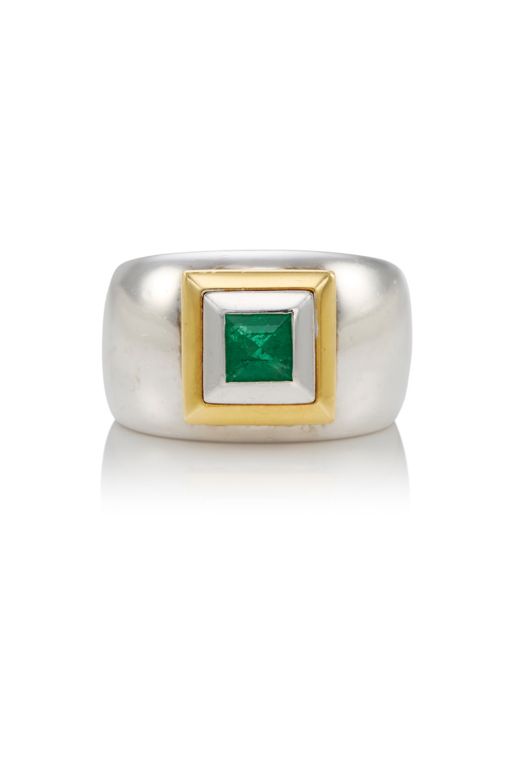 18k Gold Emerald Ring