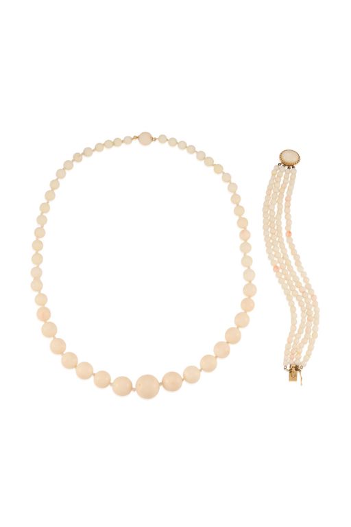 14k Yellow Gold Coral Jewelry Set