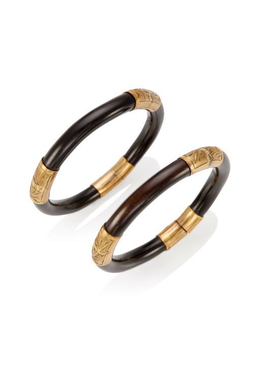 Two 9k Gold Bangles