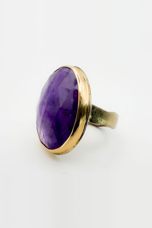14k Gold Amethyst Ring