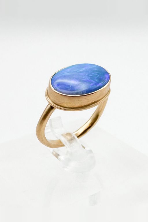 14k Gold Opal Ring
