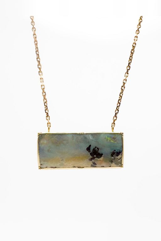 18k Gold Opal Pendant Necklace