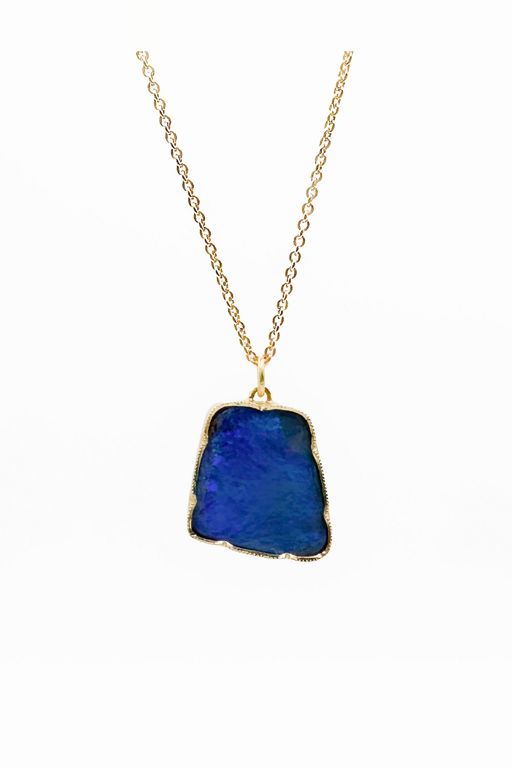 18k Gold Opal Pendant Necklace