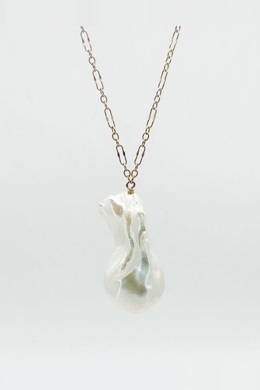 14k Gold Pearl Pendant Necklace