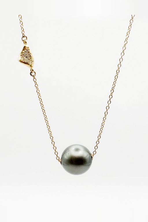 14k Gold Pearl and Diamond Necklace