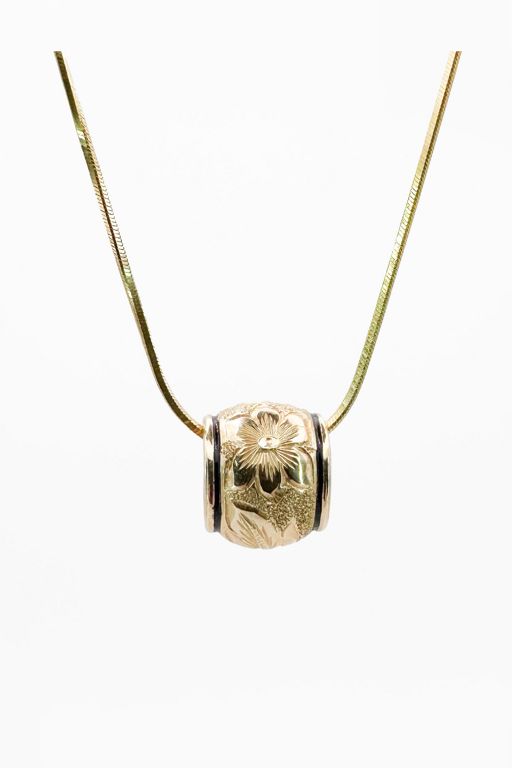 14k Gold Pendant Necklace