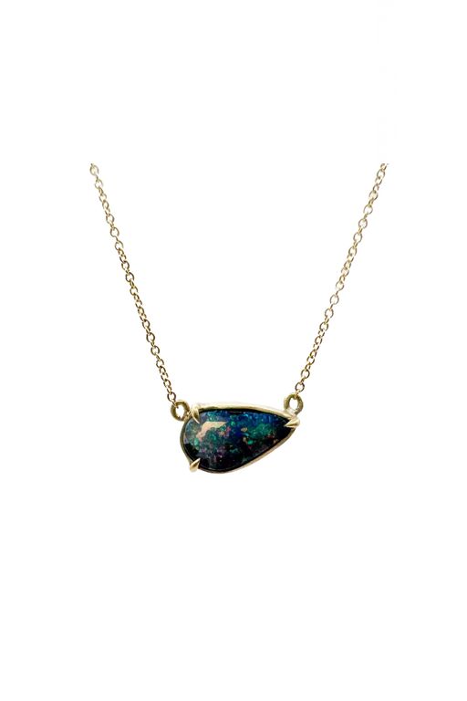 18k Gold Opal Pendant Necklace