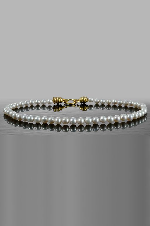 19k Gold Pearl Necklace