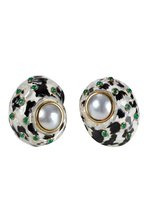 18k Gold Shell and Emerald Earrings