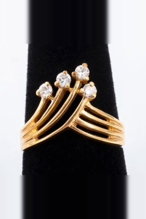 14k Yellow Gold Diamond Ring
