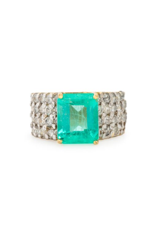 18k Yellow Gold Emerald and Diamond Ring