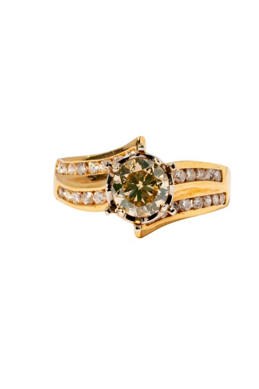 14k Yellow Gold Diamond Ring