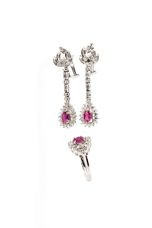 Platinum and Gold Diamond and Ruby Jewelry Set
