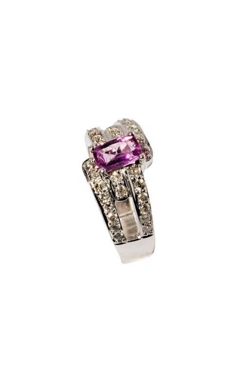 18k White Gold Sapphire and Diamond Ring