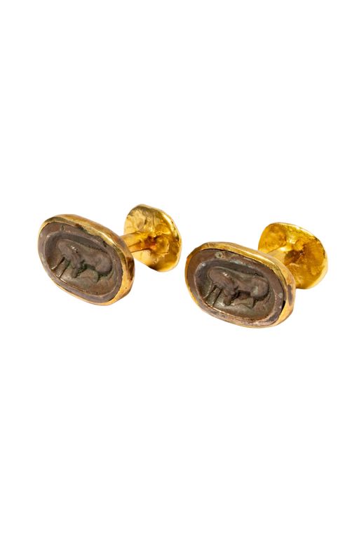 High Karat Yellow Gold Intaglio Cufflinks