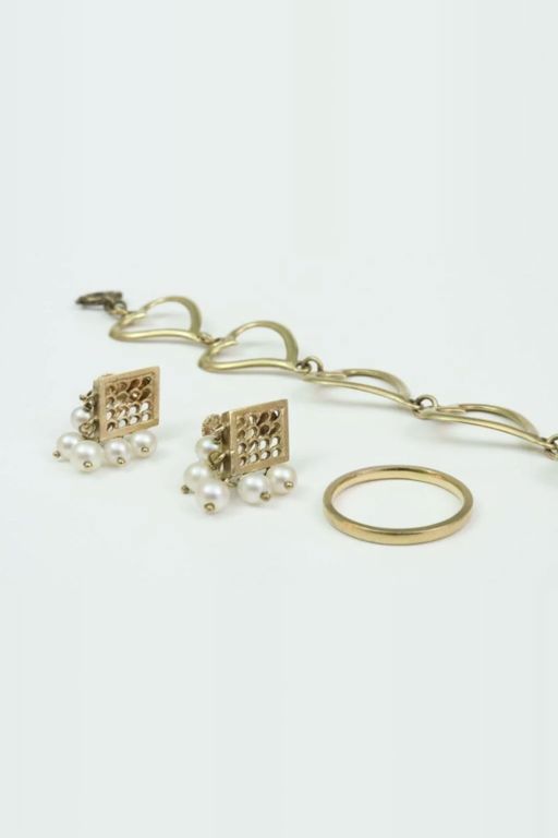 14k Gold Bracelet, Earrings and Ring Jewelry Set