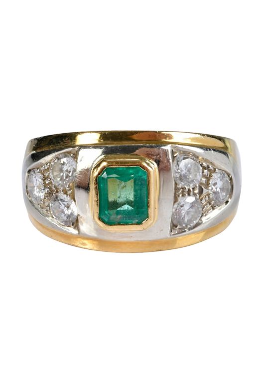18k Gold Emerald and Diamond Ring
