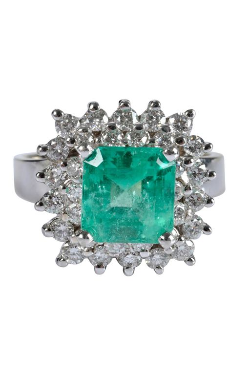 18k Gold Emerald and Diamond Ring