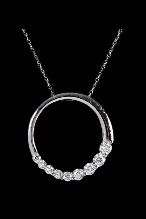 14k Gold Diamond Pendant Necklace