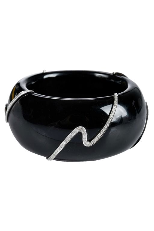 18k Gold Diamond Bangle Bracelet