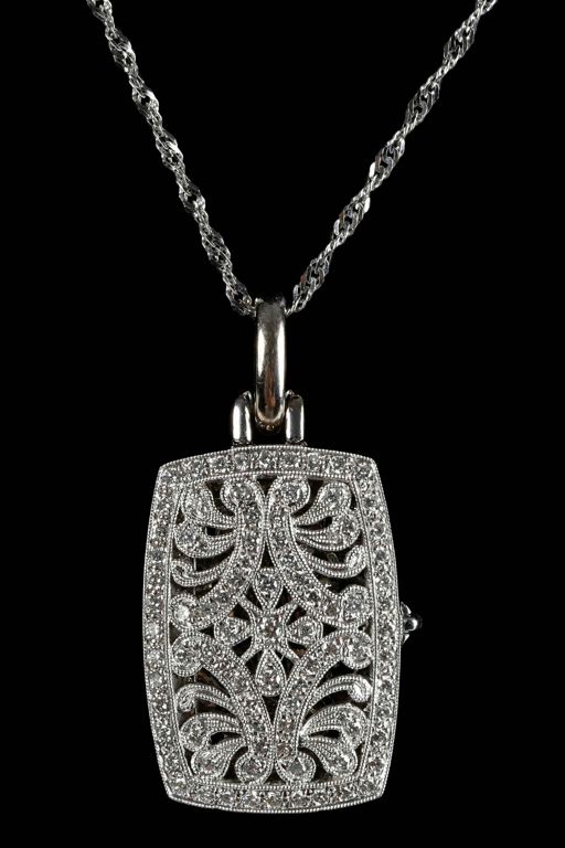 18k Gold Diamond Locket Pendant Necklace