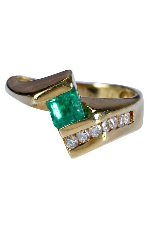 14k Gold Emerald and Diamond Ring