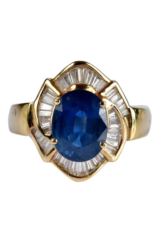 18k Gold Sapphire and Diamond Ring